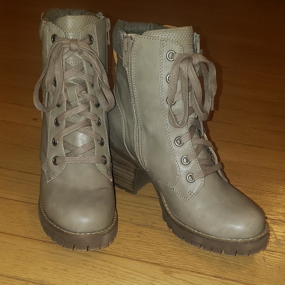 Combat boots - Picture 1 of 2